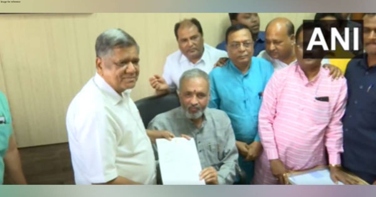 Former Karnataka CM Jagdish Shettar resigns as MLA ahead of assembly polls